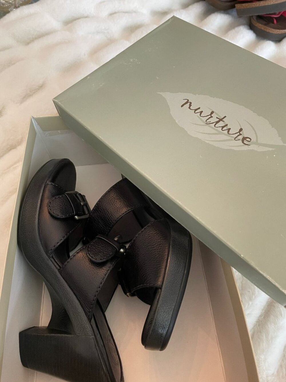 leather heals/sandal - Picture 2 of 5
